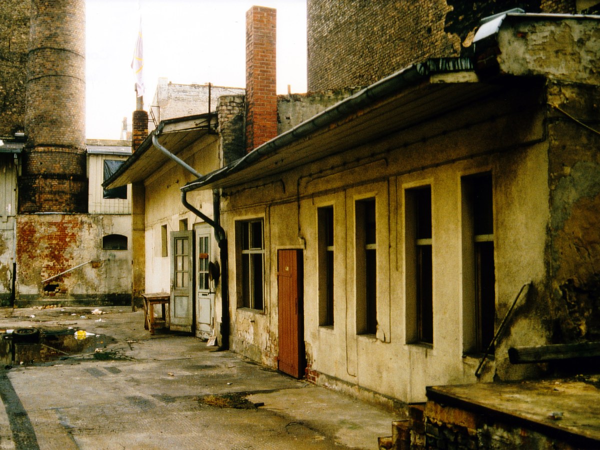 Hostel-Neubau Eröffnung – oder wie aus dem vergessenen kurzen Ende des Ls ein Ort der Entspannung&nbsp;wurde