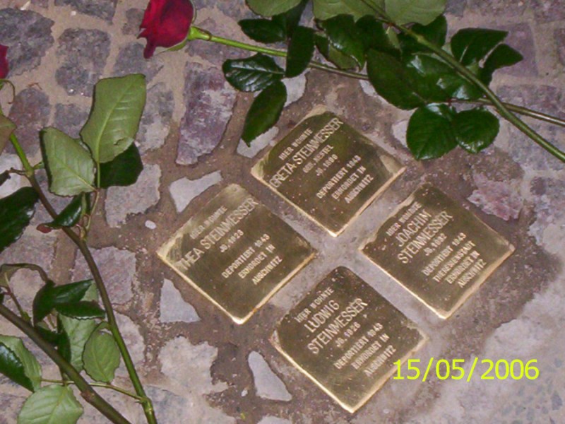 Stolpersteine in der Lausitzer&nbsp;Straße