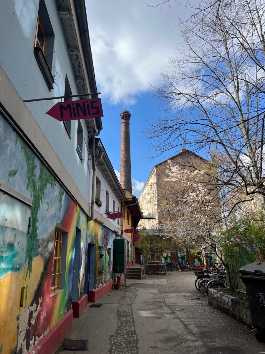 Die Regenbogenfabrik zum Frühlingsanfang